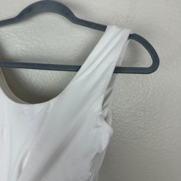 Re Ona White Signature Tank Crop L Stretchy Minimalist Contemporary Summer - Picture 5 of 11
